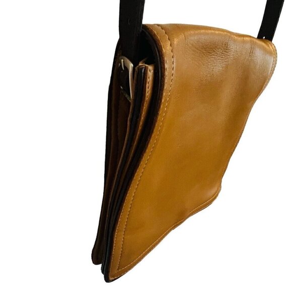 Vintage Coach Monterey Flap Top Leather Crossbody Shoulder Bag Purse - Picture 9 of 16